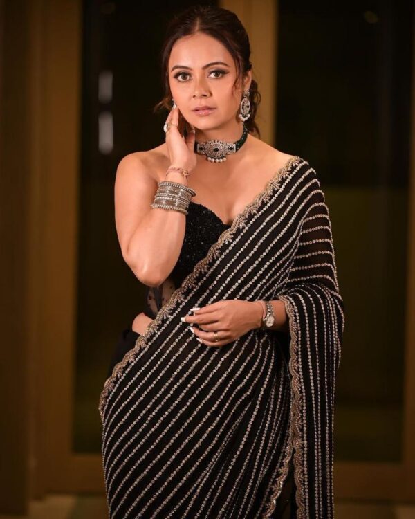 Black Color Sequence Work Celebrity Style Soft Net Saree - Image 4