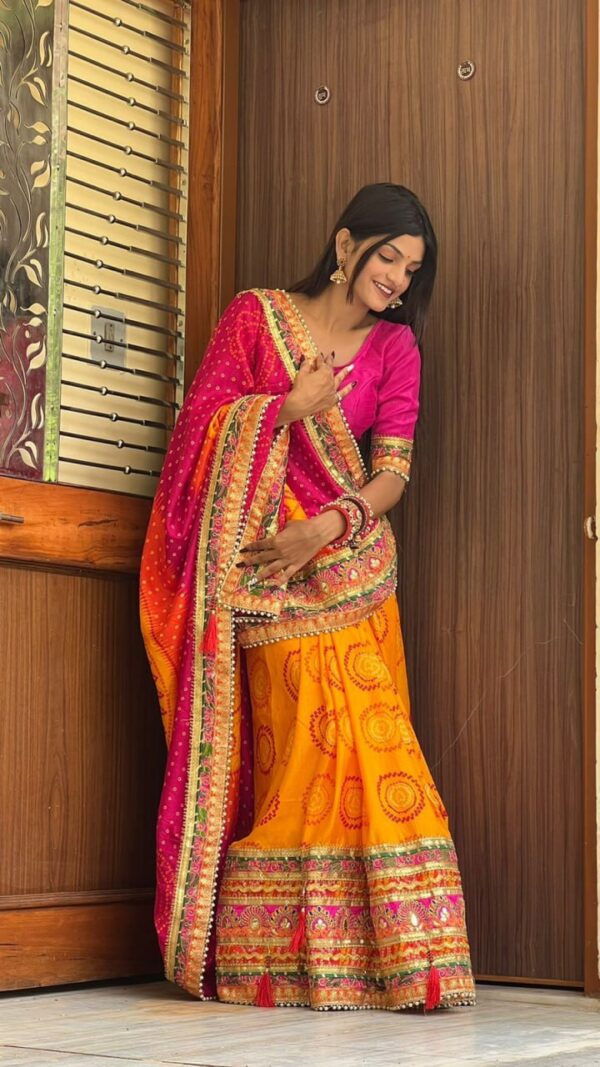 Women Embroidered Saree with Contrast Border