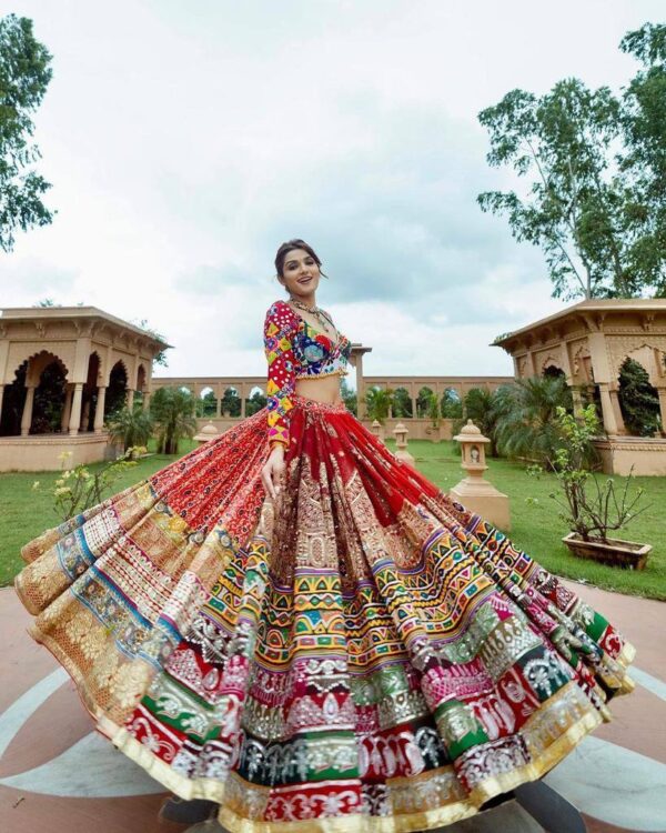 Multi Color Designer Party Wear New Navratri Chaniya Choli Collection - Image 4