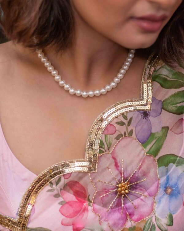 Pink Hand-embroidered Organza Silk Saree - Image 8