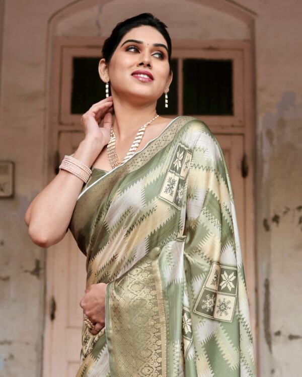 Green Digital Print Dolla Silk Party Wear Ethnic Saree With Blouse - Image 9