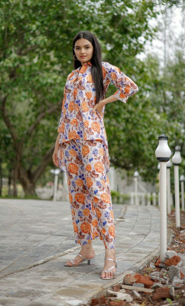 Digital Printed Muslin Cotton Straight Kurta Set in Off White and Orange - Image 2