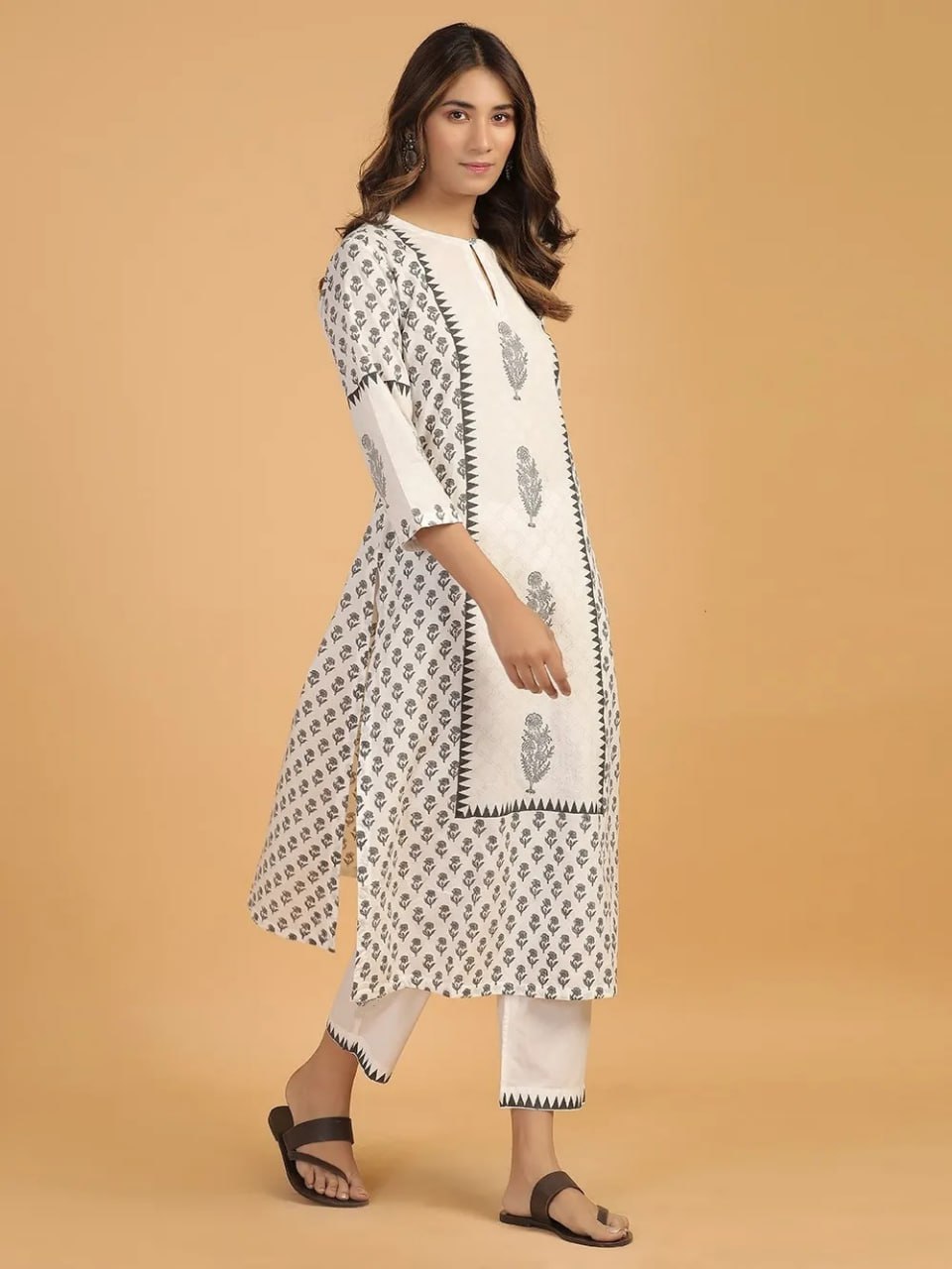 White Black Hand Block Printed Cotton Kurta with Pants- Set of 2 - Image 2
