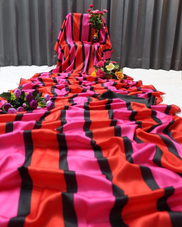 Japan Sartin Saree Digital Print - Image 5