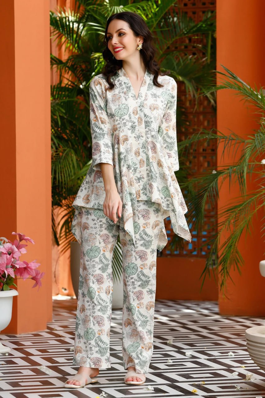 Women Floral Print Top & Pyjamas Set