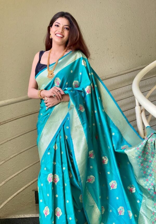 Sky Blue Banarasi Silk Saree With Zari Weaving - Image 2